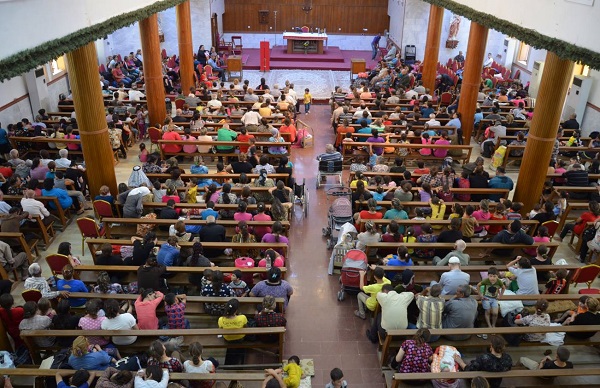 Những người tị nạn trong nhà thờ ở Erbil, Iraq