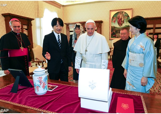 Đức Phanxicô tiếp Hoàng tử Nhật Fuhimito tại Vatican